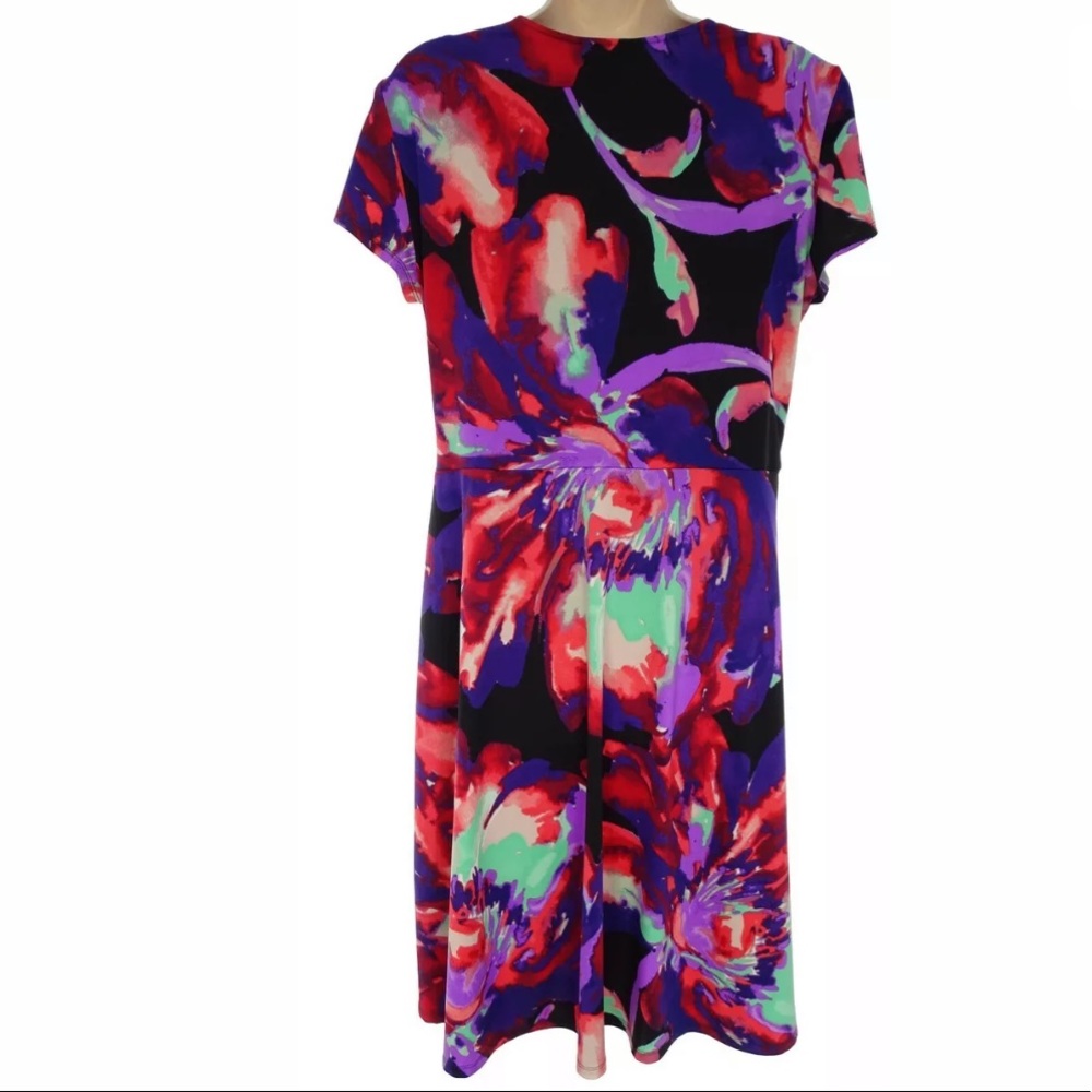 14 Large XL▪️WATERCOLOR FLORAL TWIST/KNOT DRESS - Picture 3 of 3